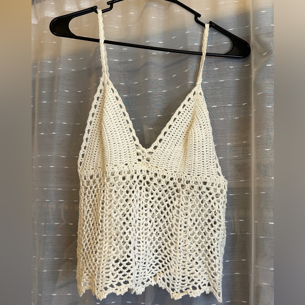 Crochet Style Tank top Medium